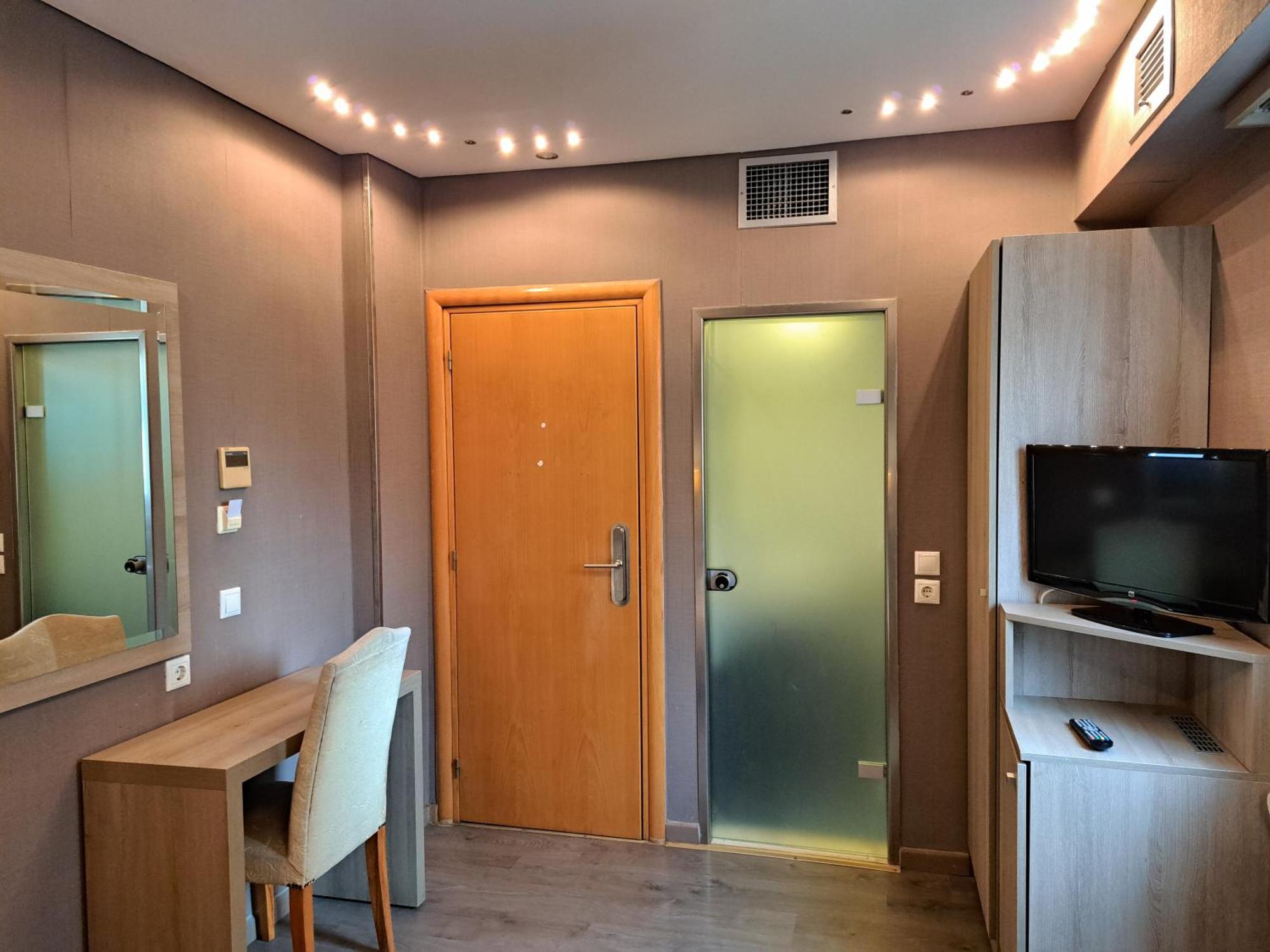 Nefeli Hotel Alimos מראה חיצוני תמונה