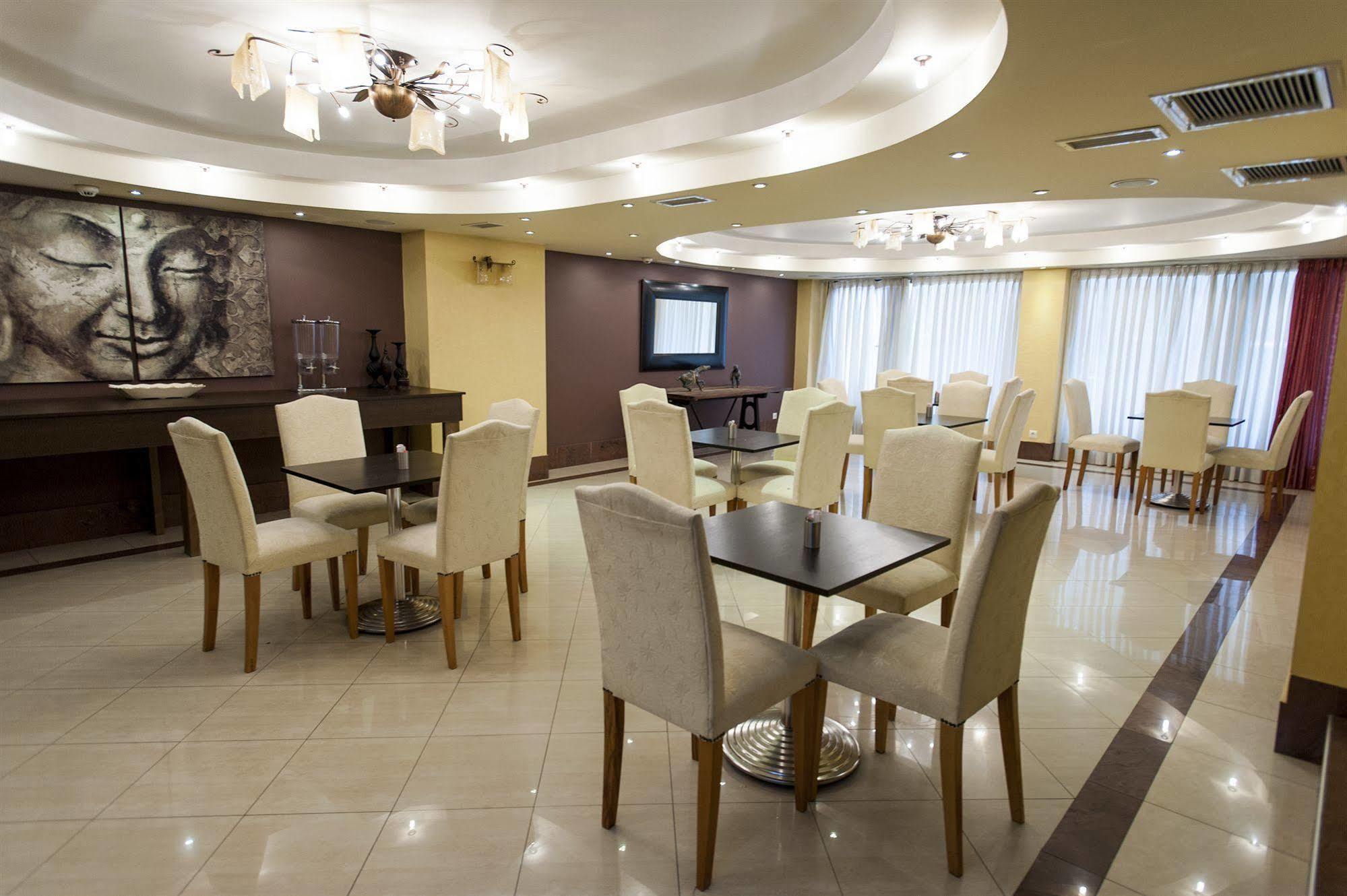 Nefeli Hotel Alimos מראה חיצוני תמונה