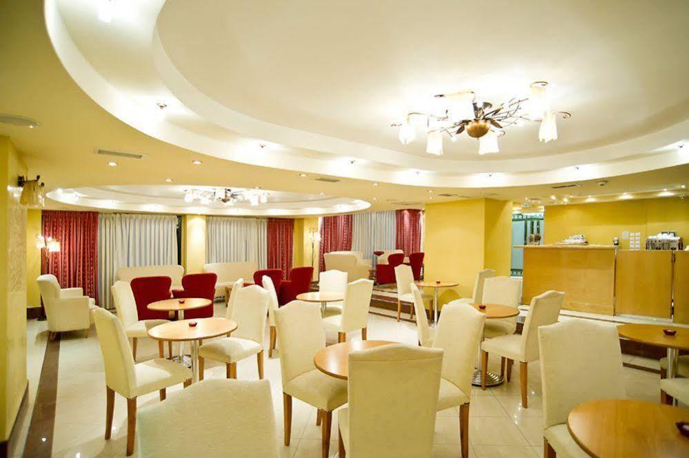 Nefeli Hotel Alimos מראה חיצוני תמונה