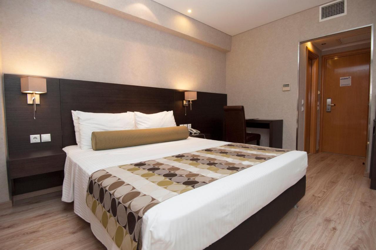 Nefeli Hotel Alimos מראה חיצוני תמונה
